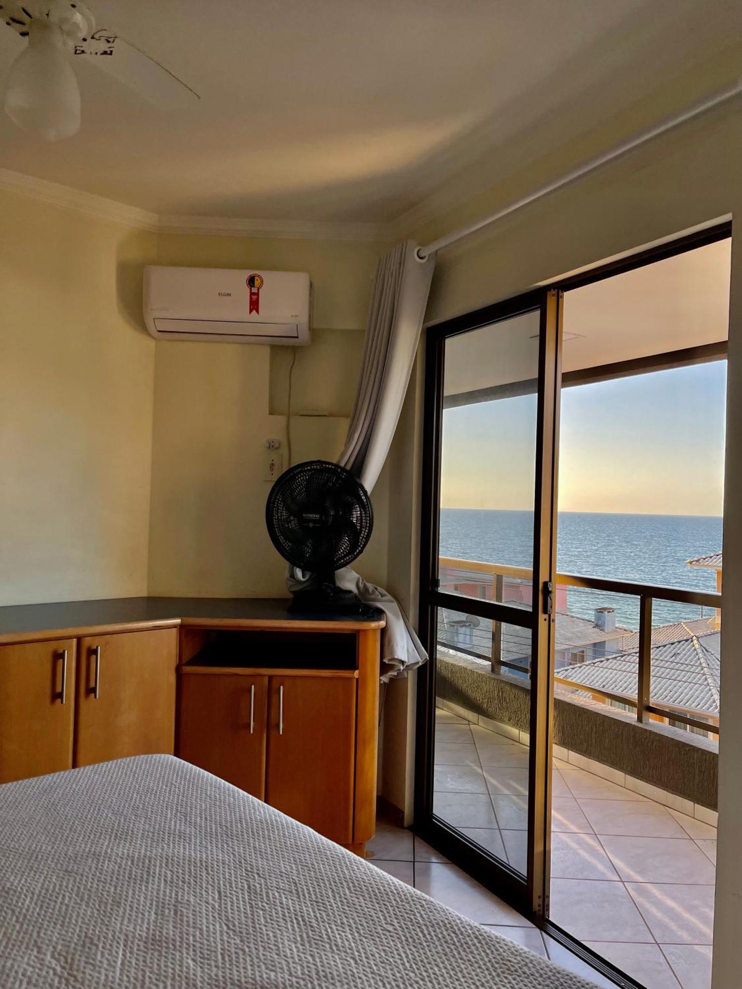 187 Apartamento 50M Da Praia. Bela Vista Ao Mar. Em Avenida Principal De Bombinhas. 外观 照片